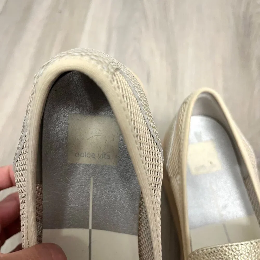 Dolce Vita Loafers Women’s 8.5 Jaksen Beige Tan and Gold Mesh Platform‎ Slip On